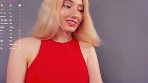 Snapshot of barbimia chatting on June 15, 2:30 pm Mia online show from June 15, 2:30 pm