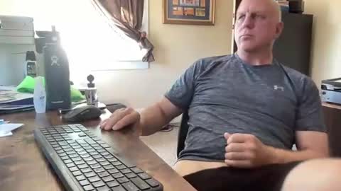 Snapshot of baritonesinger chatting on July 10, 4:09 pm baritonesinger online show from July 10, 4:09 pm