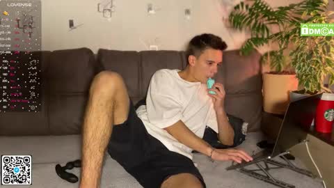 Snapshot of barney_kevin chatting on September 20, 8:21 pm Fansly  Barney  and Kevin T  online show from September 20, 8:21 pm