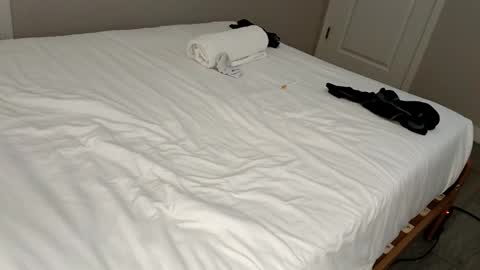 Snapshot of barniemay chatting on January 7, 12:45 am barniemay online show from January 7, 12:45 am