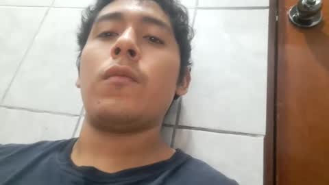 Snapshot of basic2001 chatting on March 24, 11:54 pm Marcos online show from March 24, 11:54 pm