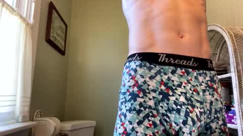 basicallyjustmee online show from March 9, 6:34 pm