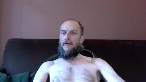 Snapshot of basiccamguy chatting on May 8, 1:05 pm basiccamguy online show from May 8, 1:05 pm