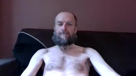 Snapshot of basiccamguy chatting on May 14, 1:18 pm basiccamguy online show from May 14, 1:18 pm