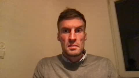 Snapshot of basst23 chatting on November 8, 12:22 am basst23 online show from November 8, 12:22 am