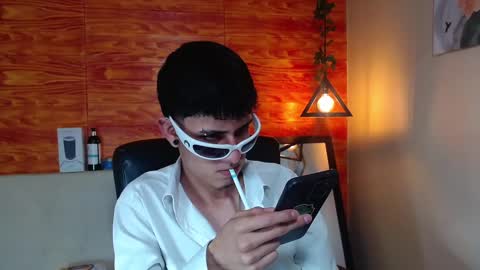 Snapshot of bastiaan_28 chatting on February 11, 2:46 am Bastian online show from February 11, 2:46 am