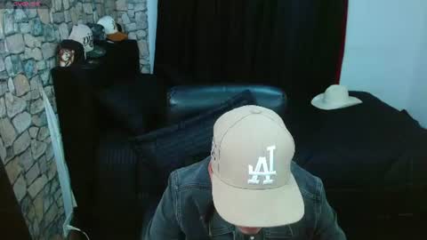 Snapshot of bastiaan_28 chatting on June 14, 2:24 am Bastian online show from June 14, 2:24 am
