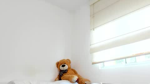 Bastian Maalouf  online show from December 15, 4:11 pm