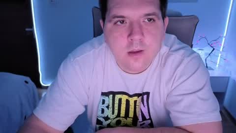Snapshot of basystem8 chatting on May 11, 3:01 am BASY online show from May 11, 3:01 am