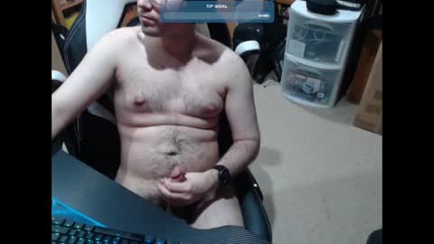 Snapshot of baterricky chatting on December 11, 1:37 am Ricky online show from December 11, 1:37 am