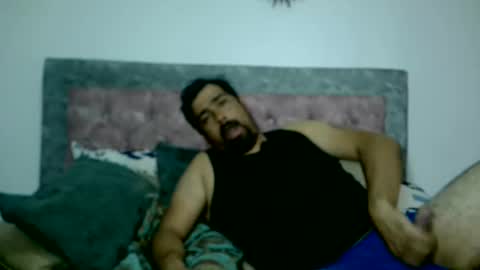 Snapshot of batery82 chatting on February 23, 3:29 pm batery82 online show from February 23, 3:29 pm