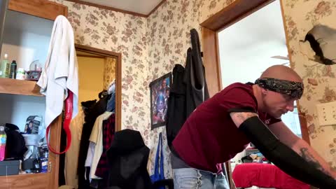 Snapshot of battlewolfxx chatting on January 25, 3:09 pm battlewolfxx online show from January 25, 3:09 pm