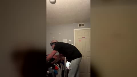 Snapshot of battlewolfxx chatting on January 16, 10:30 am battlewolfxx online show from January 16, 10:30 am