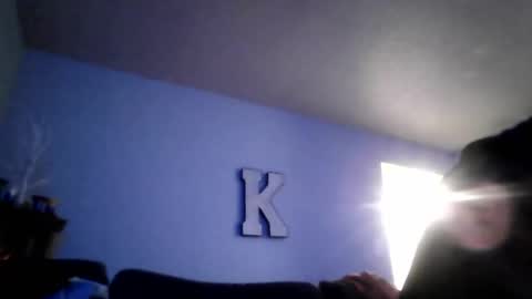 Snapshot of battlewolfxx chatting on March 17, 7:12 am battlewolfxx online show from March 17, 7:12 am