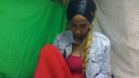 Snapshot of bavianona chatting on November 2, 3:31 am bavianona online show from November 2, 3:31 am