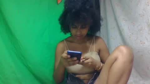 Snapshot of bavianona chatting on November 27, 7:54 am bavianona online show from November 27, 7:54 am