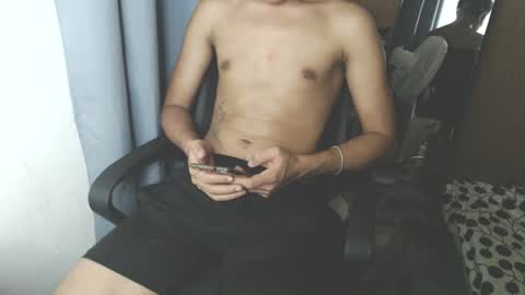 Snapshot of baxter_bab chatting on January 20, 3:50 pm Lf Babe online show from January 20, 3:50 pm