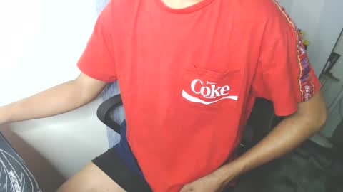 Snapshot of baxter_bab chatting on February 13, 8:03 pm Lf Babe online show from February 13, 8:03 pm