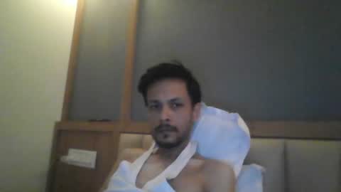 Snapshot of baybeeboi4u2 chatting on June 17, 7:26 pm Neel online show from June 17, 7:26 pm
