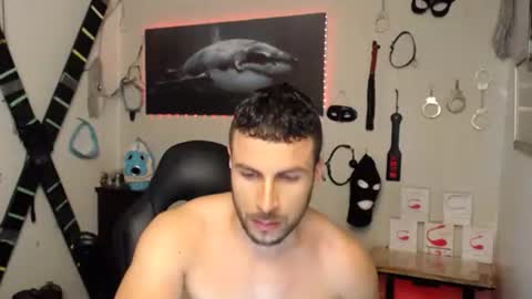 Snapshot of bayron_fiit chatting on May 25, 10:27 pm Bayron Rodriguez online show from May 25, 10:27 pm