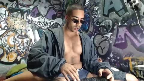 Justin online show from March 5, 11:17 am