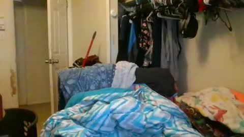 Snapshot of bbc_rocker chatting on February 4, 9:41 pm rocker n queen online show from February 4, 9:41 pm