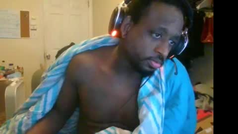 Snapshot of bbc_rocker chatting on November 28, 9:39 pm rocker n queen online show from November 28, 9:39 pm