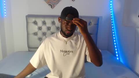 Snapshot of bbc_stallionn chatting on November 21, 7:01 pm Andrew online show from November 21, 7:01 pm