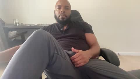 Zaddy online show from April 24, 9:06 pm