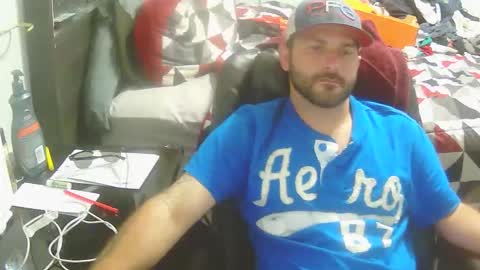 Snapshot of bbd198528 chatting on October 3, 10:51 pm bbd198528 online show from October 3, 10:51 pm