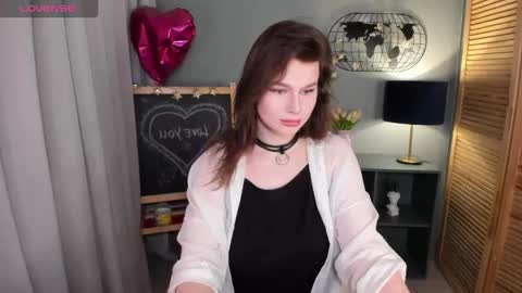 Snapshot of bbj_one chatting on October 8, 1:36 am bbj_one online show from October 8, 1:36 am