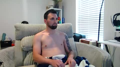 Snapshot of bbrandon21 chatting on July 28, 4:05 pm bbrandon21 online show from July 28, 4:05 pm