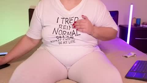 Snapshot of bbw_goddes chatting on November 3, 3:13 pm Love online show from November 3, 3:13 pm