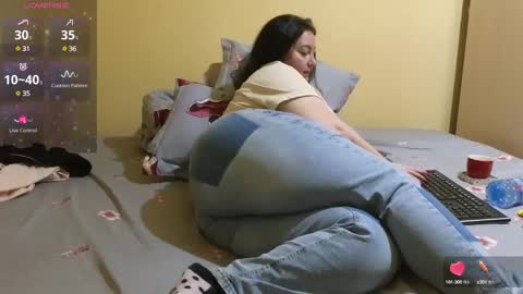 Emma online show from March 3, 12:05 pm