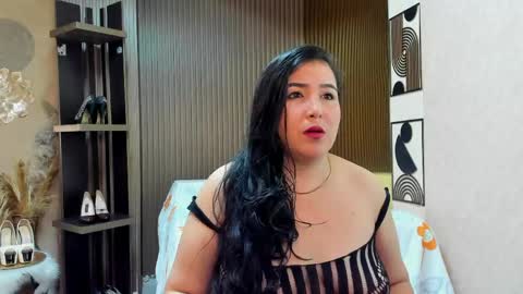 Snapshot of bbwluxurymuse chatting on May 3, 12:00 pm bbwluxurymuse online show from May 3, 12:00 pm