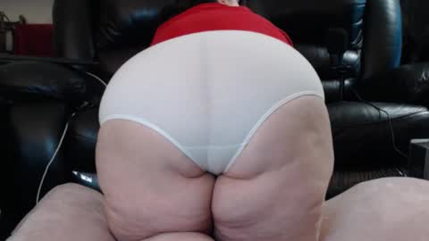 Julie online show from December 22, 12:57 pm