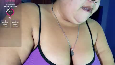 Snapshot of bbwroyalttty chatting on May 28, 10:29 pm The girl next door online show from May 28, 10:29 pm