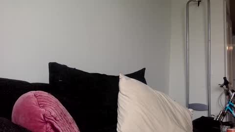 bby2brat online show from January 10, 6:17 pm