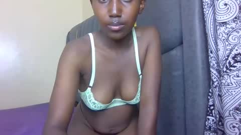 Mona online show from March 11, 5:52 pm