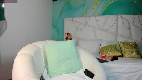 Alexxa online show from December 2, 12:32 pm