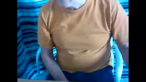 Snapshot of bcn1959 chatting on February 19, 10:45 am bcn1959 online show from February 19, 10:45 am