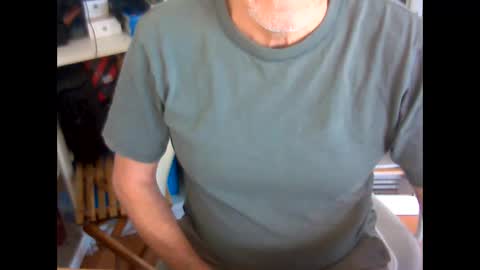 Snapshot of bcn1959 chatting on May 13, 9:39 am bcn1959 online show from May 13, 9:39 am