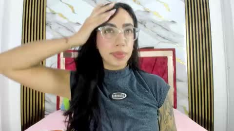 daniela villamizar online show from December 17, 1:50 pm