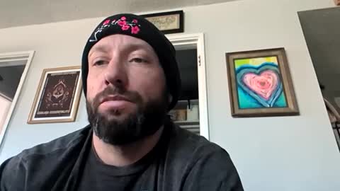 Snapshot of bde_4 chatting on November 16, 6:35 pm cum and blow online show from November 16, 6:35 pm