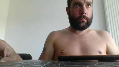 Snapshot of bdemwi2588 chatting on June 24, 12:59 pm bdemwi2588 online show from June 24, 12:59 pm