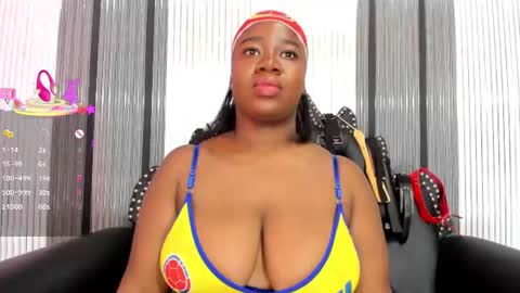 Snapshot of bdsm_ebony chatting on June 14, 2:24 am Tanisha online show from June 14, 2:24 am