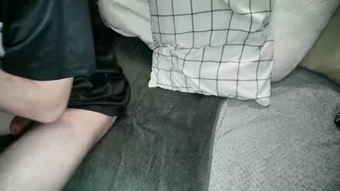 mikiforfun online show from December 17, 12:16 am