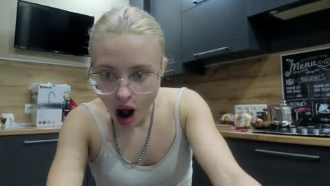 Summer BABY online show from December 9, 6:46 pm