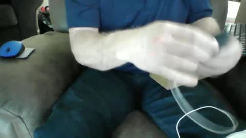 Snapshot of beachguy38 chatting on January 17, 3:22 pm beachguy38 online show from January 17, 3:22 pm