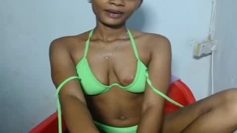 Snapshot of beakimber50 chatting on June 18, 9:41 pm beakimber50 online show from June 18, 9:41 pm